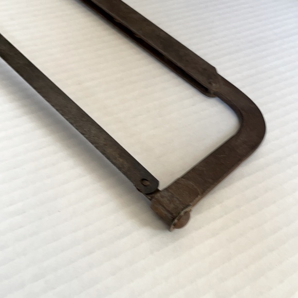 Vintage Hand Saw Display Piece Wood Handle Decorative Home Garage Decor - Picture 6 of 8